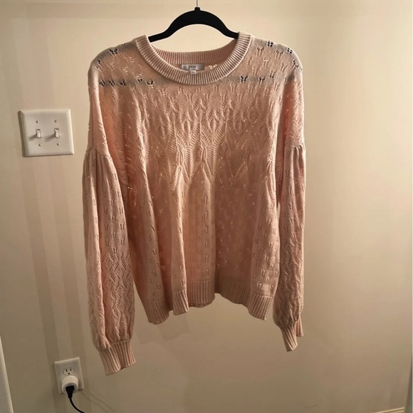 Sweater - Picture 1 of 4